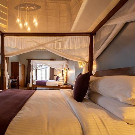 Emburara Farm Lodge Mbarara Eksteriør billede