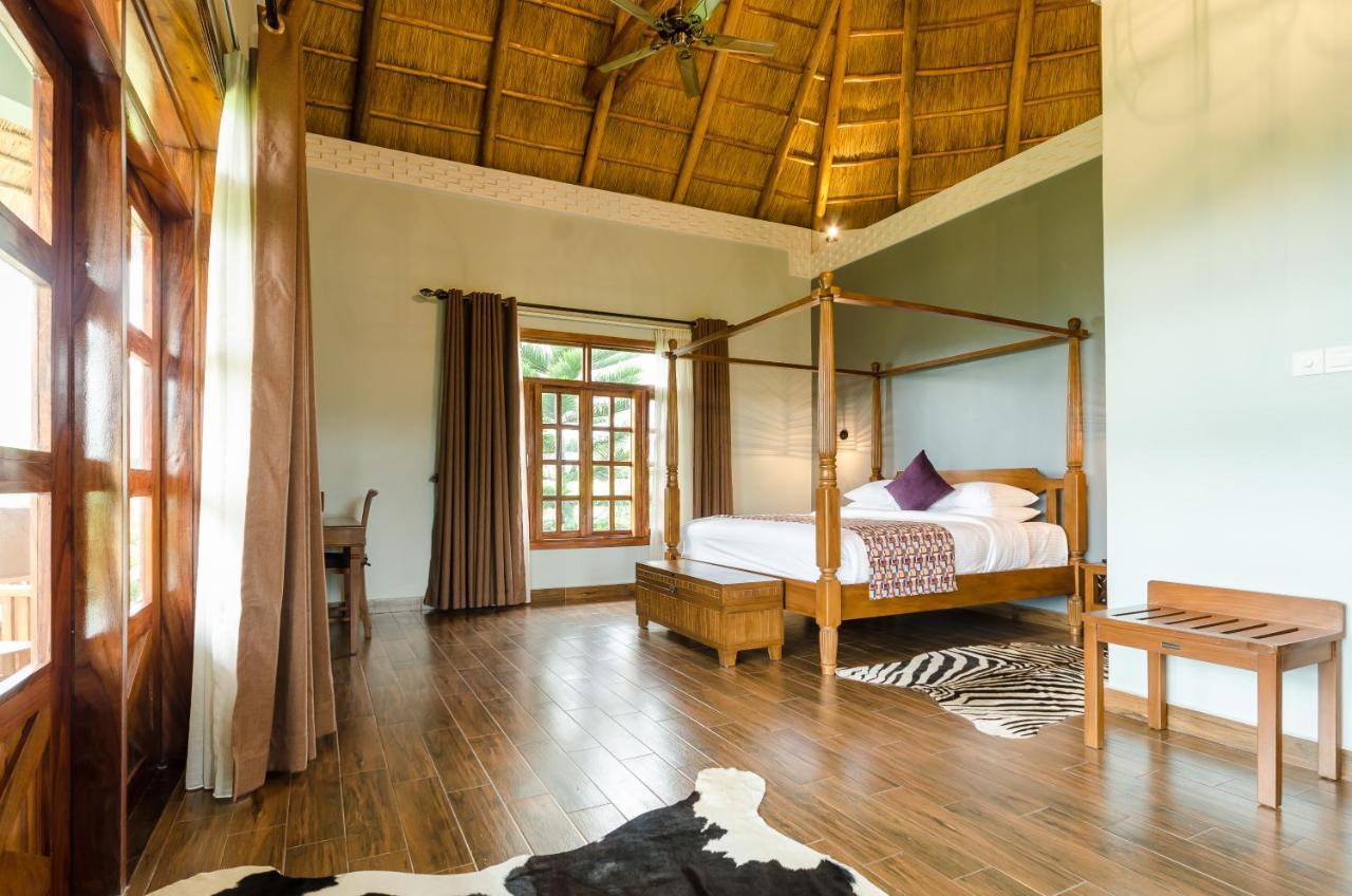 Emburara Farm Lodge Mbarara Eksteriør billede