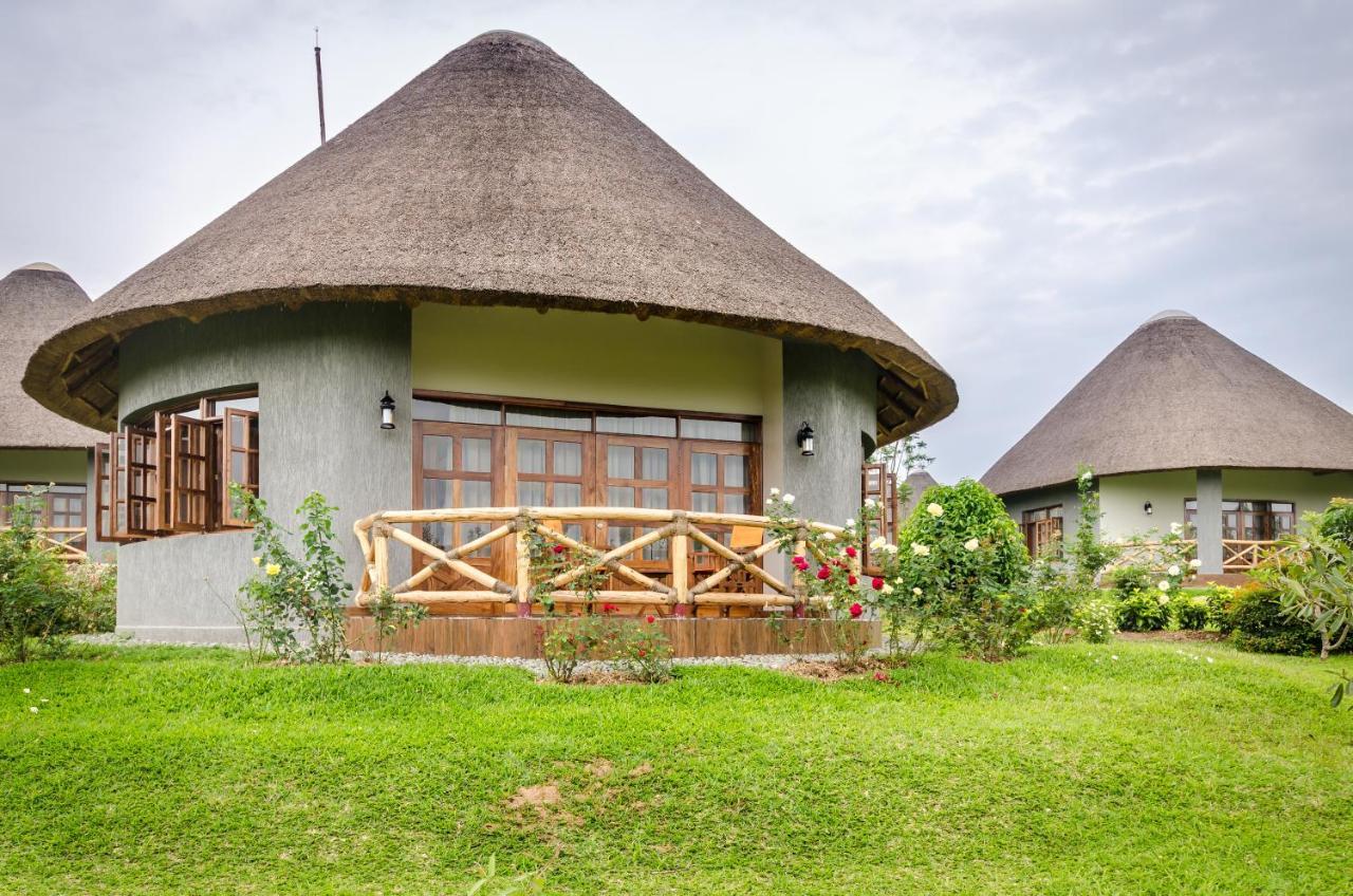 Emburara Farm Lodge Mbarara Eksteriør billede